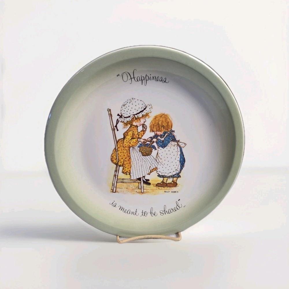Holly Hobbie 10.5" Plate "Happiness Is Meant‎ To Be Shared" 1972
